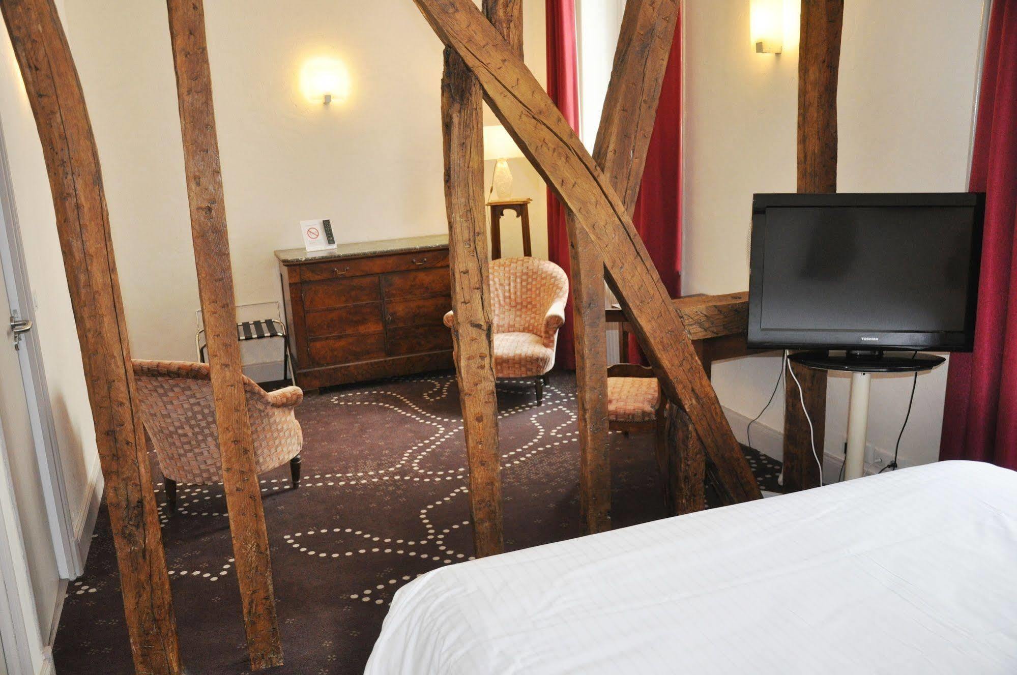 Hotel De France Auch Εξωτερικό φωτογραφία