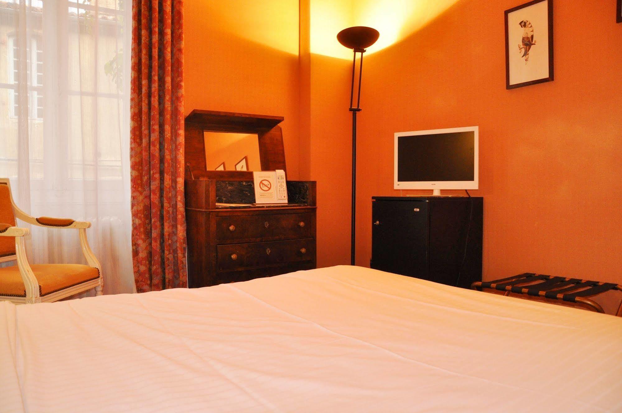 Hotel De France Auch Εξωτερικό φωτογραφία